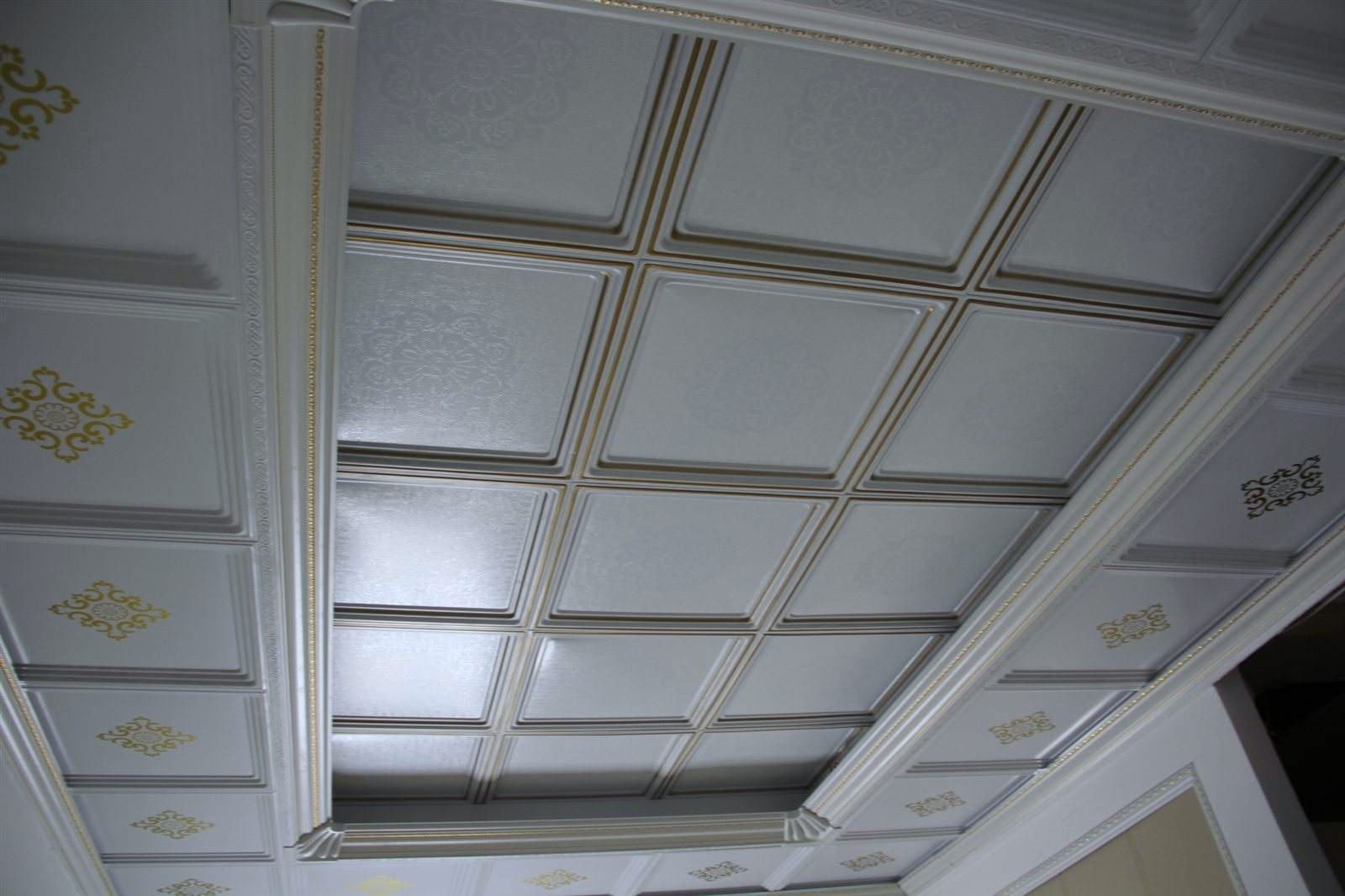 2020-2026年集成吊頂行業(yè)市場(chǎng)研究與投資前景預(yù)測(cè)報(bào)告(圖1)